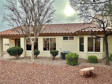 Single story townhouse in Sun City Summerlin.ING