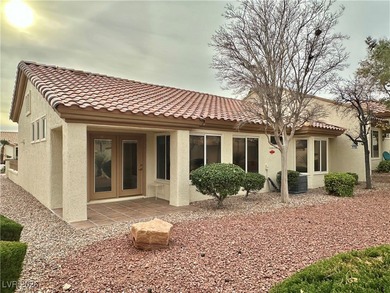 Single story townhouse in Sun City Summerlin.ING