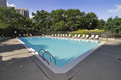 Welcome to your oasis in the heart of Minneapolis right off the - photo 20
