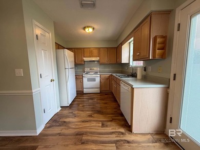 Welcome to 123 Pennbrooke Loop in Foley! This well-maintained - photo 25