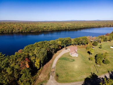 End-of-the-road privacy meets stunning riverfront living in this - photo 50