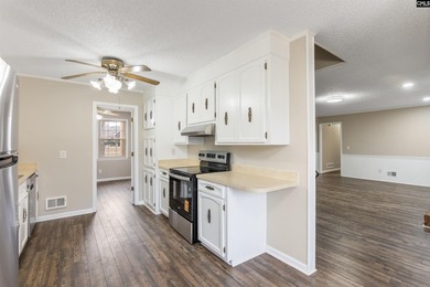 Incredible opportunity in the heart of Lexington! Recently - photo 11