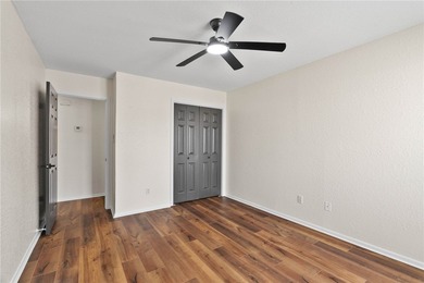 Welcome to this beautifully updated end-unit townhouse in the - photo 12
