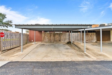 Welcome to this beautifully updated end-unit townhouse in the - photo 14