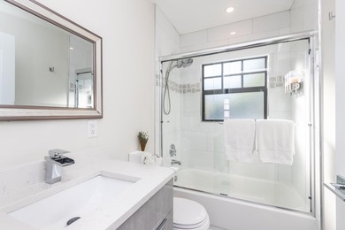 Fully rebuilt in 2021, this beautiful 3 bd/2.5 bath Spanish - photo 14