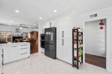 STUNNING TURNKEY, SINGLE STORY in the heart of Placentia in OC - photo 15