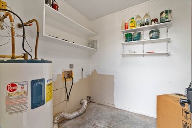 Welcome to this beautifully updated end-unit townhouse in the - photo 16
