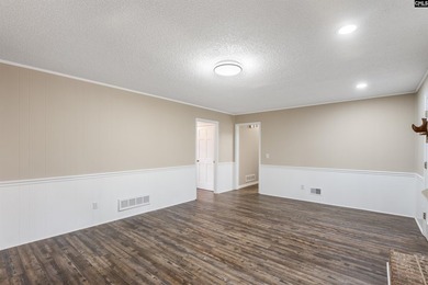 Incredible opportunity in the heart of Lexington! Recently - photo 16