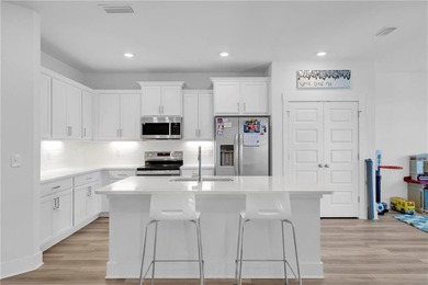 $5K Seller Concession with acceptable offer by 6/30! Don't miss - photo 18