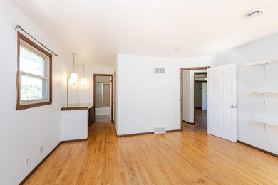 Enjoy the perfect blend of space, updates, and location on this - photo 22