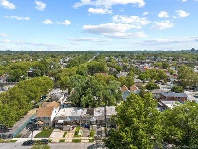 Welcome to this charming and well-maintained home nestled in the - photo 27