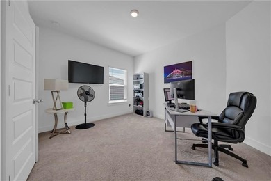 $5K Seller Concession with acceptable offer by 6/30! Don't miss - photo 29