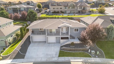 (private lake, pond, coastal) Home For Sale in Kennewick Washington