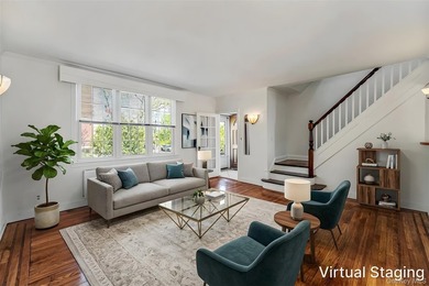 Welcome to this perfectly located home in the heart of Bayside - photo 4