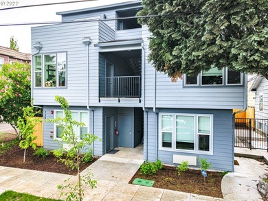 Fully leased, income-producing 7-unit multifamily asset in North - photo 2