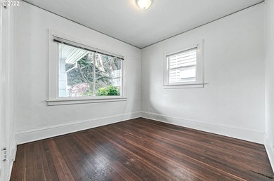 Fully leased, income-producing 7-unit multifamily asset in North - photo 10