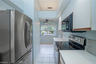 2 BR/2 Bath END-UNIT LAKE VIEW condo in the affordable - photo 11