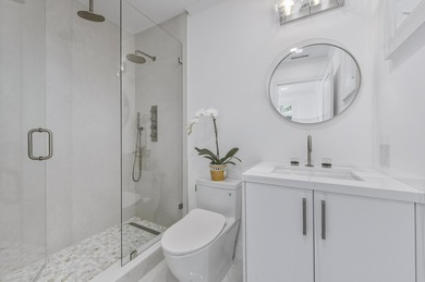 Unique Opportunity...the Best Deal In Town! Lives like a - photo 15