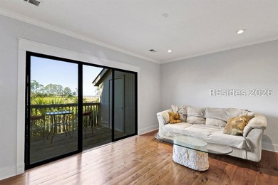 Wake up to breathtaking Broad Creek views and experience the - photo 18