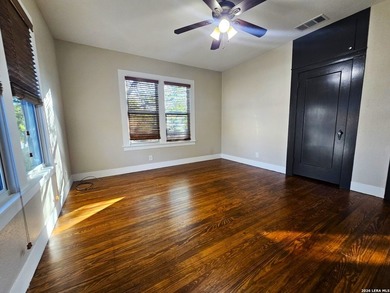Fully renovated 3-bedroom, 2-bath home offering the perfect - photo 29