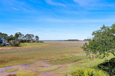 Wake up to breathtaking Broad Creek views and experience the - photo 32