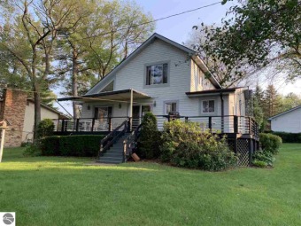 Van Etten Lake Home For Sale in Oscoda Michigan