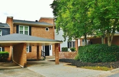 Lake Townhome/Townhouse For Sale in Flowery Branch, Georgia