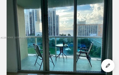 Beautiful 1 bed and one and a half bath, upgraded unit , Awesome - photo 11