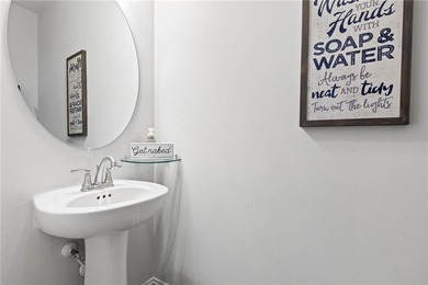Set within the vibrant Grandview at Gateway active adult - photo 14