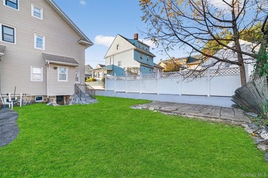 Semi attached property...Welcome to 17 Mount Joy Place in New - photo 21