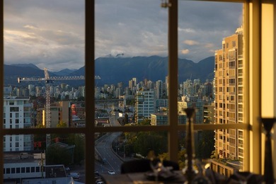 Hennessy House, a truly exceptional penthouse residence in the - photo 36