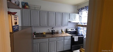 Two story mixed-use property featuring a 1300 sq ft. ground - photo 17