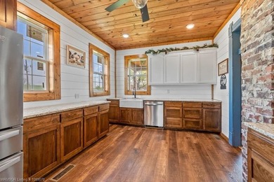 Welcome to the historic Overstreet Estate - where timeless charm - photo 24