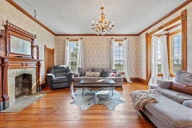 Welcome to the historic Overstreet Estate - where timeless charm - photo 28