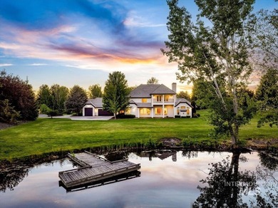 Exceptional custom home and timeless luxury nestled on a - photo 2