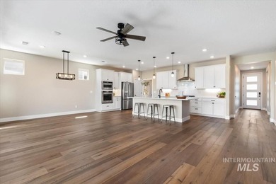 Stunning, light and bright single-level home in the gated 55+ - photo 8