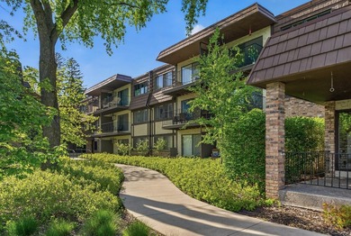 215 Barry Ave S 216 - photo 37
