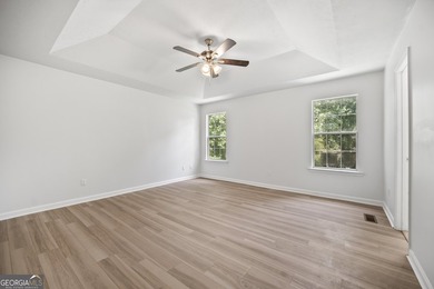 Offering exceptional flexibility and multigenerational living - photo 12