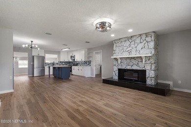 COMPOUND! Hard-to-find acreage property in the heart of - photo 12