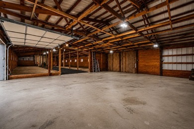 Experience refined country living in this exceptional custom - photo 25