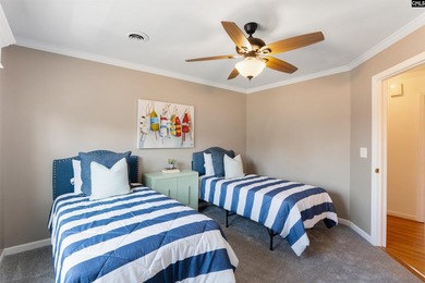 Lake life without compromise. Welcome to The Landings, where - photo 27