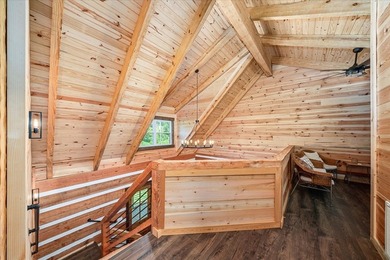 This cabin is a true gem! Offering a new construction log home - photo 27