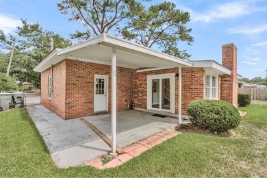 Updated brick ranch in Hanahan! Located in the highly desirable - photo 30