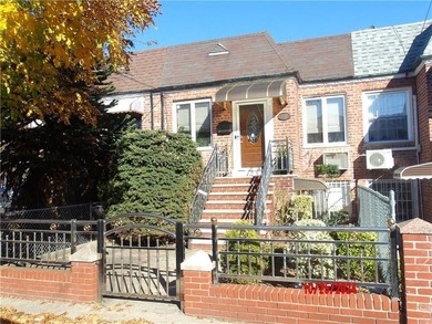 Lovely single family home in heart of Old Mill Basin large 2 - photo 1