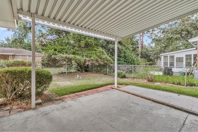 Updated brick ranch in Hanahan! Located in the highly desirable - photo 32