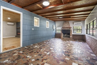 COMPOUND! Hard-to-find acreage property in the heart of - photo 37