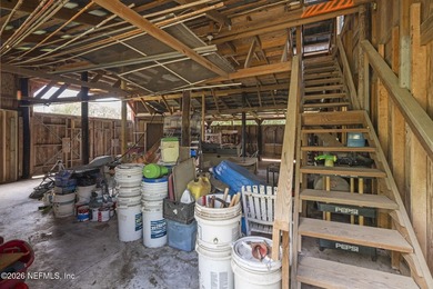 COMPOUND! Hard-to-find acreage property in the heart of - photo 43