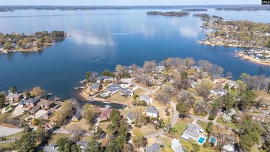 Lake life without compromise. Welcome to The Landings, where - photo 48