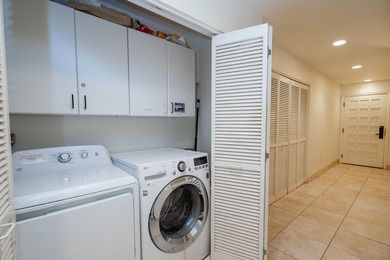 Large & Unique one bedroom plus a den. There are only 14 in the - photo 13