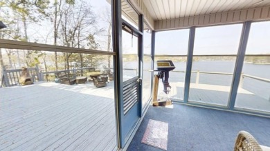 Minimal Steps to Water! Boat Launch & Boat Storage! Exceptional - photo 18